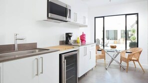 Studio (Multiple Bedrooms) | Interior