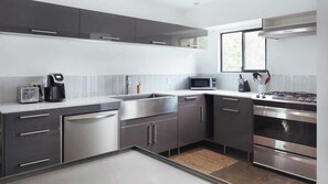 Studio (Multiple Bedrooms) | Interior