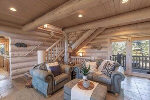 House (4 Bedrooms) | Interior - Hot Tub, Game Room, Large Deck w/ Incredible View Penticton Lodge by Avantstay (Big Bear Lake)