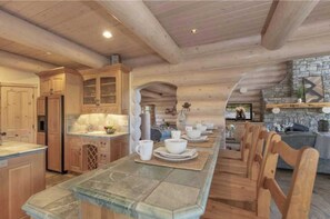 House (4 Bedrooms) | Interior - Hot Tub, Game Room, Large Deck w/ Incredible View Penticton Lodge by Avantstay (Big Bear Lake)