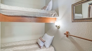 Interior - Viking Lodge 209 by Avantstay Great Ski Access, Walk to Downtown (Telluride)