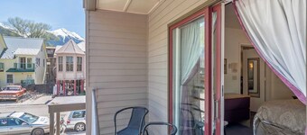 Viking Lodge 209 by Avantstay Great Ski Access, Walk to Downtown