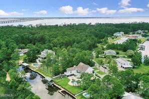 Exterior - Beautiful Family Home with a Pool (Pass Christian)