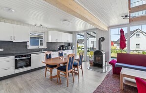 Kühlschrank, Herdplatte, Geschirrspüler