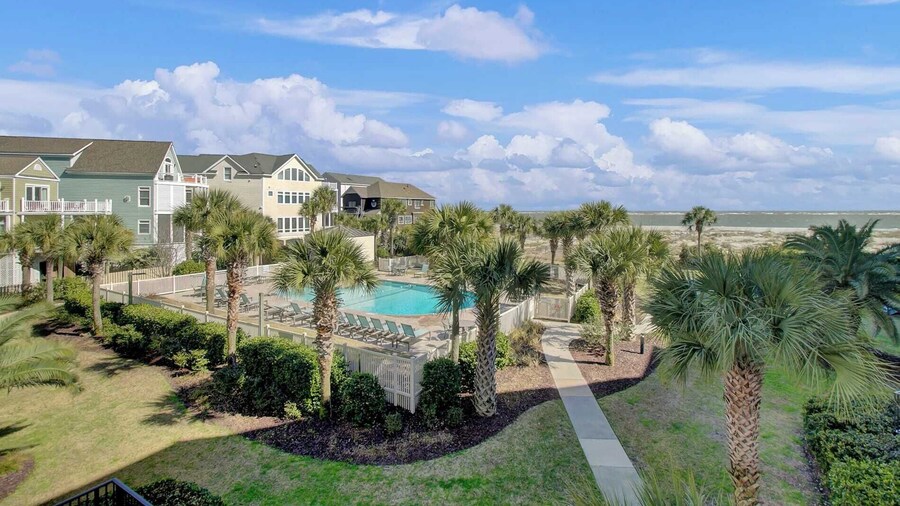 207 Summerhouse by Avantstay Beachfront Community w/ Ocean Views!