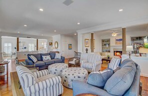 House (5 Bedrooms) | Interior - 3001 Palm Boulevard by Avantstay Across From Beach & Ocean Views! (Isle of Palms)