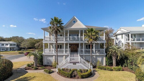 3001 Palm Boulevard by Avantstay Across From Beach & Ocean Views!