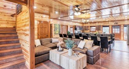 Boon by Avantstay 40-guest Luxe Smokies Retreat