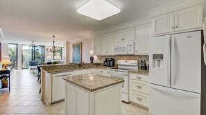 Casa (2 Bedrooms) | Interior