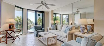 216 C Shipwatch by Avantstay Incredible Community Amenities!