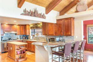 บ้านพัก (5 Bedrooms) | ภายใน