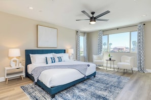 ハウス (6 Bedrooms) | 6 室のベッドルーム、アイロン / アイロン台、ベッドシーツ