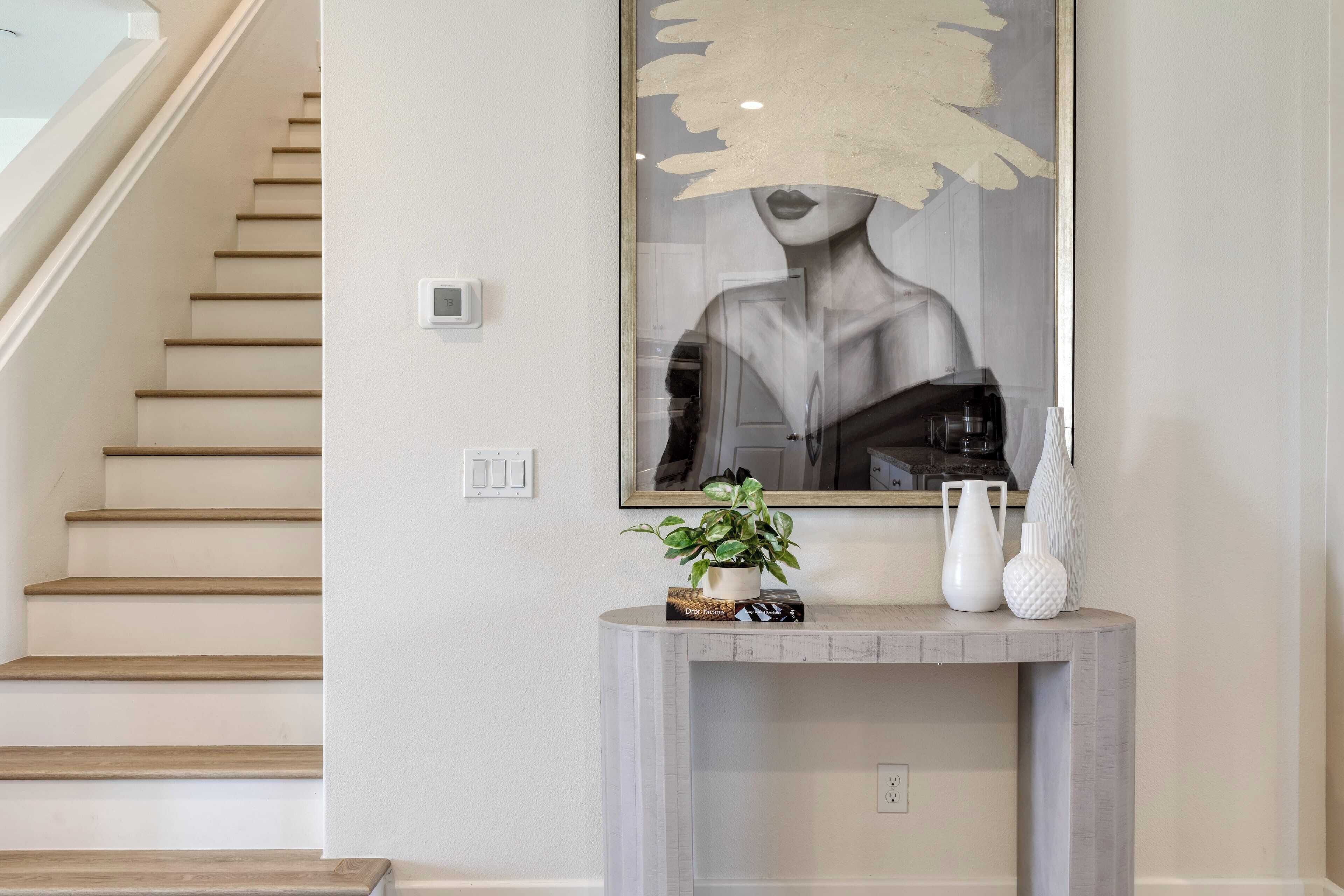 House (6 Bedrooms) | Interior