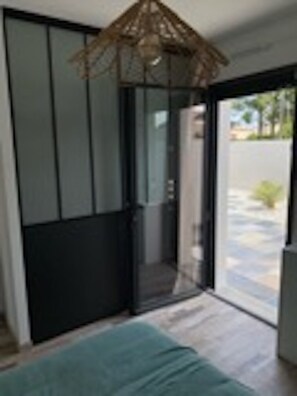 4 habitaciones, cuna de viaje, wifi gratis y ropa de cama 