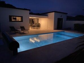 Piscine extérieure, piscine chauffée