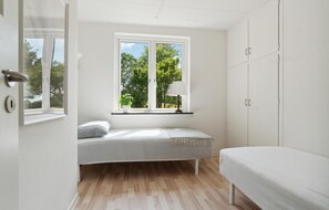 5 bedrooms, free WiFi