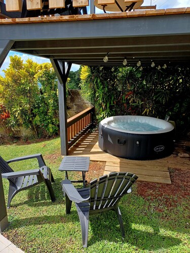 Bungalow Caraibea magnifique vue Rocher du Diamant et Morne Larcher et spa privé