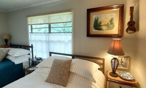 Room - Song Farm Guesthouse - Winnsboro! (Winnsboro)