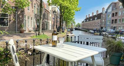 Beautiful home in Alkmaar with kitchen