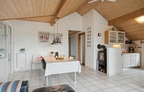 Interior - Nice home in Vinderup with sauna (Vinderup)