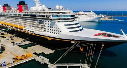 Luxury Pool 5BR/3BA Launchpad