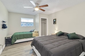 5 bedrooms, iron/ironing board, travel crib, WiFi