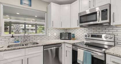 Luxury Pool 5 Bedroom Sleeps 12