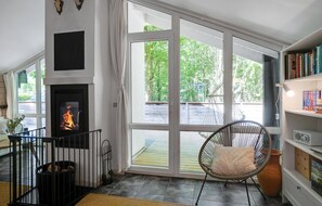 Interior - Lovely home in Rønde with kitchen (Rønde)