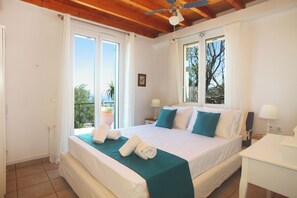 2 bedrooms, WiFi, bed sheets