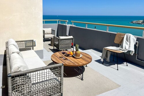 Infinity - Stunning Sea View Penthouse