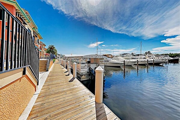 Marina/club náutico