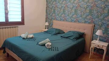 2 chambres, bureau, lit parapluie, Wi-Fi gratuit