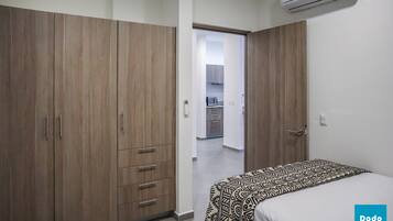 2 bedrooms, bed sheets