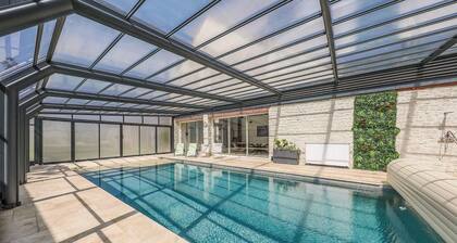 Amazing home in Léglantiers with sauna