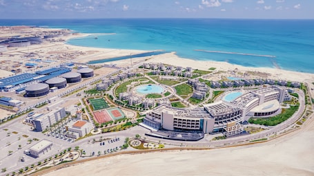 Tennis court. Gewan White Beach Resort-New Alamein