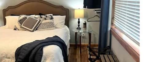 1 غرفة نوم ومكواة/لوح كي وواي فاي مجانًا وملاءات أسرّة