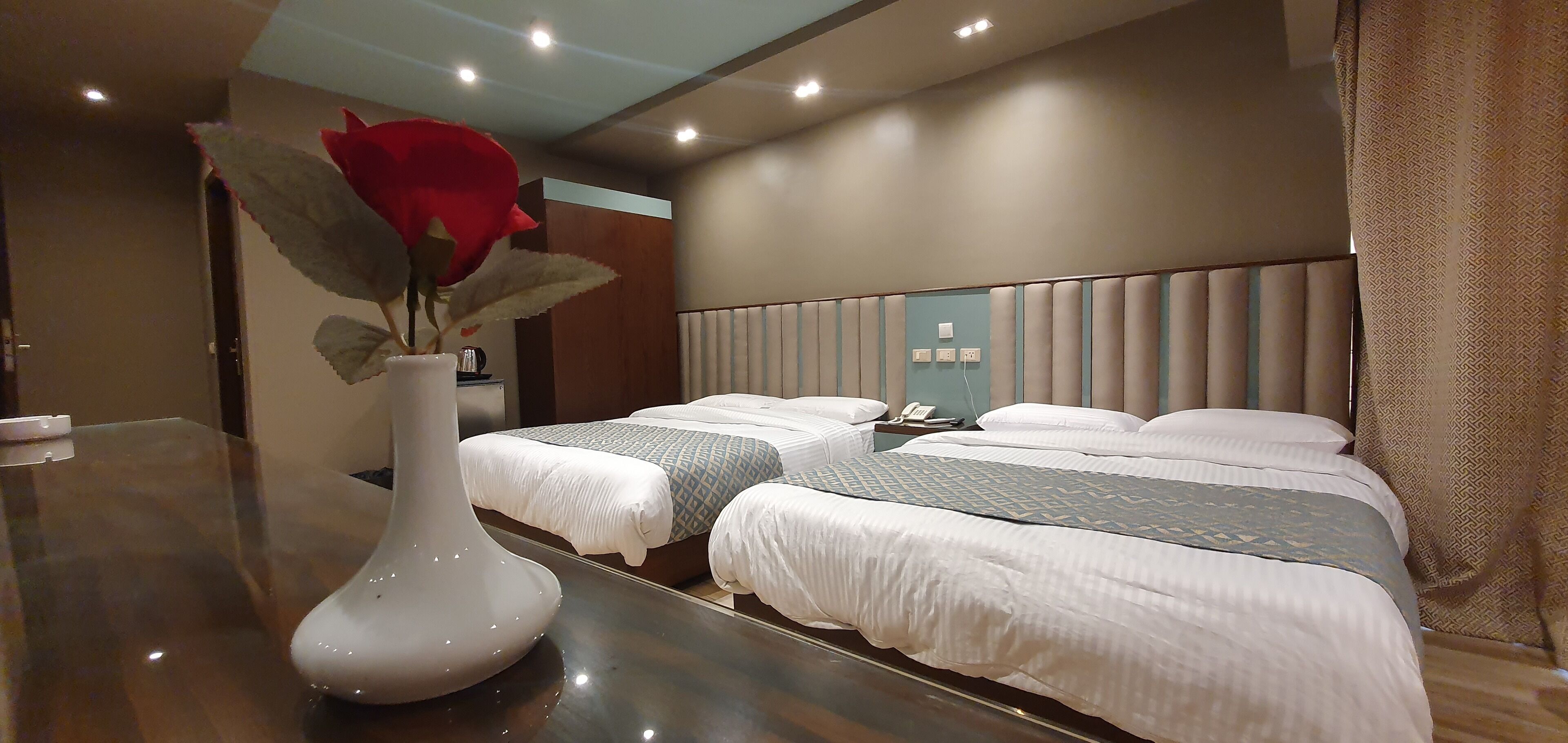 Foto - Grand Bayan Hotel at Nile Plaza