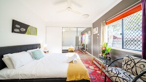4 chambres, fer et planche à repasser, Wi-Fi, draps fournis