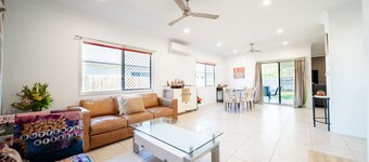 Relaxing 4BR Family Escape