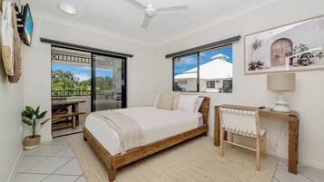 3 chambres, fer et planche à repasser, Wi-Fi, draps fournis