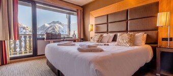 Proche des Pistes | Piscine + Jacuzzi + Sauna