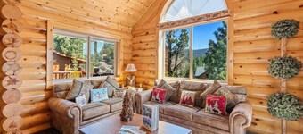 Black Bear Castle | Luxe Log Cabin | Spa | Games