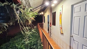 舒適雙人房, 陽台, 山景 | 1 間臥室、高級寢具、羽絨被、免費無線上網