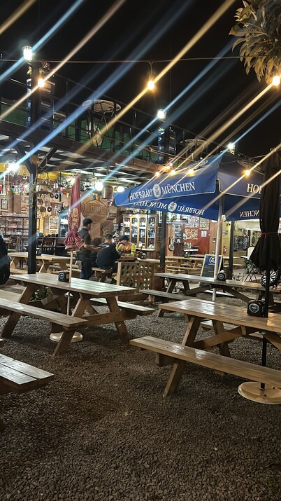 1961 Los Naranjos Hostal