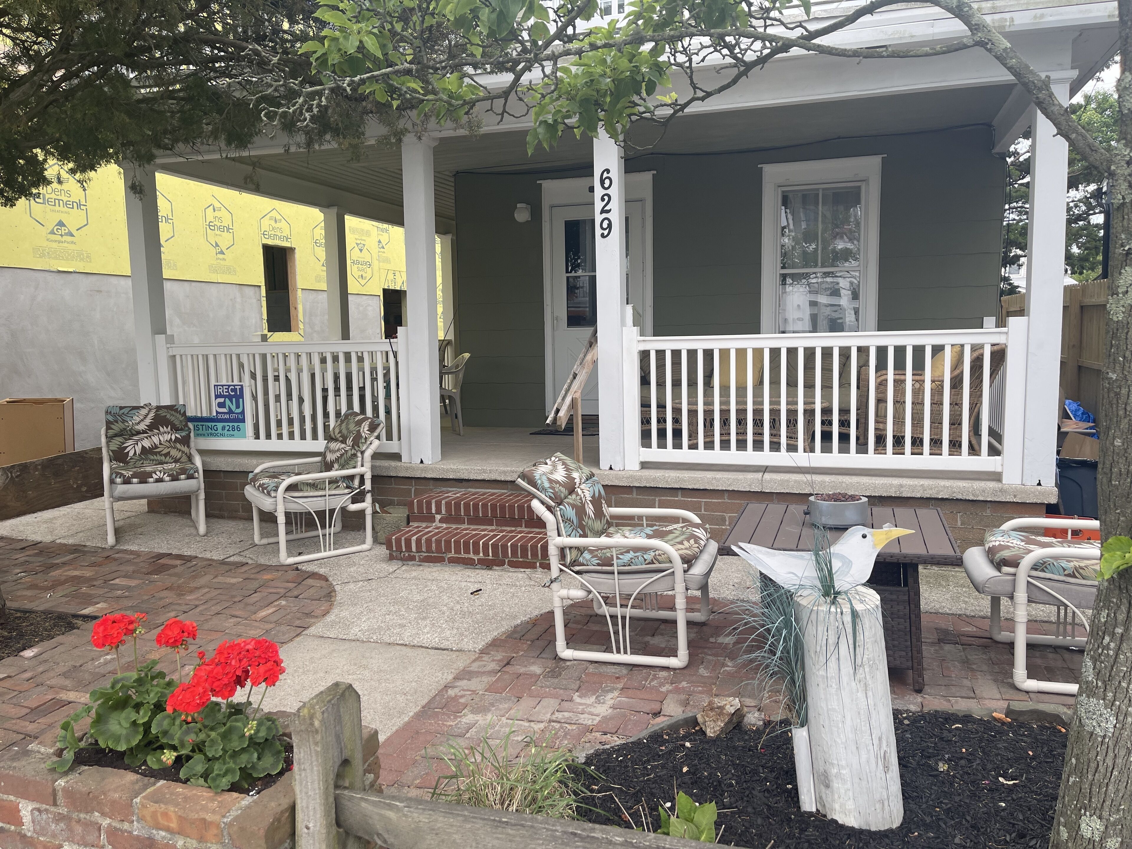 The Heart of Downtown Ocean City, NJ ~ 3beds 2baths 