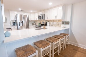 Fridge, microwave, oven, dishwasher