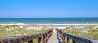 Oceanfront | Renovated Penthouse Villa | Magnificent Intracoastal and Atlantic Views | 3 King Beds