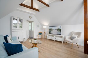 Unclassified image, 3 of 27, button