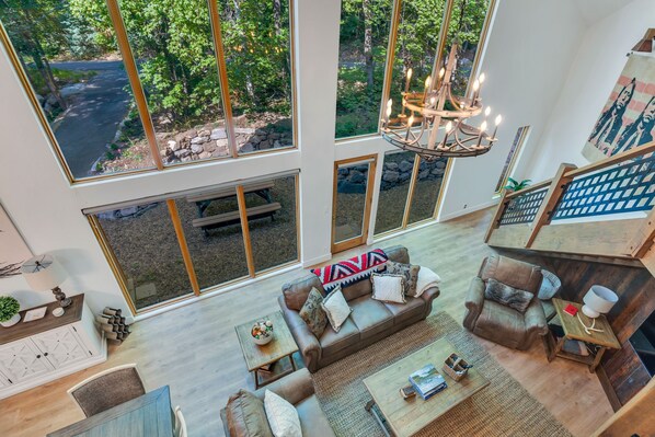 Smart TV, fireplace - Holiday treat!!! 4BR House with Spa and Mountain Views near Sundance Resort (Sundance)