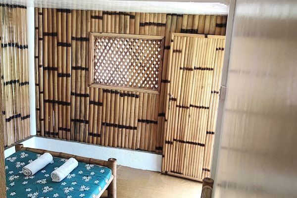 基础客房, 花园景观 | 特色装修、办公桌、笔记本电脑工作区、免费 WiFi